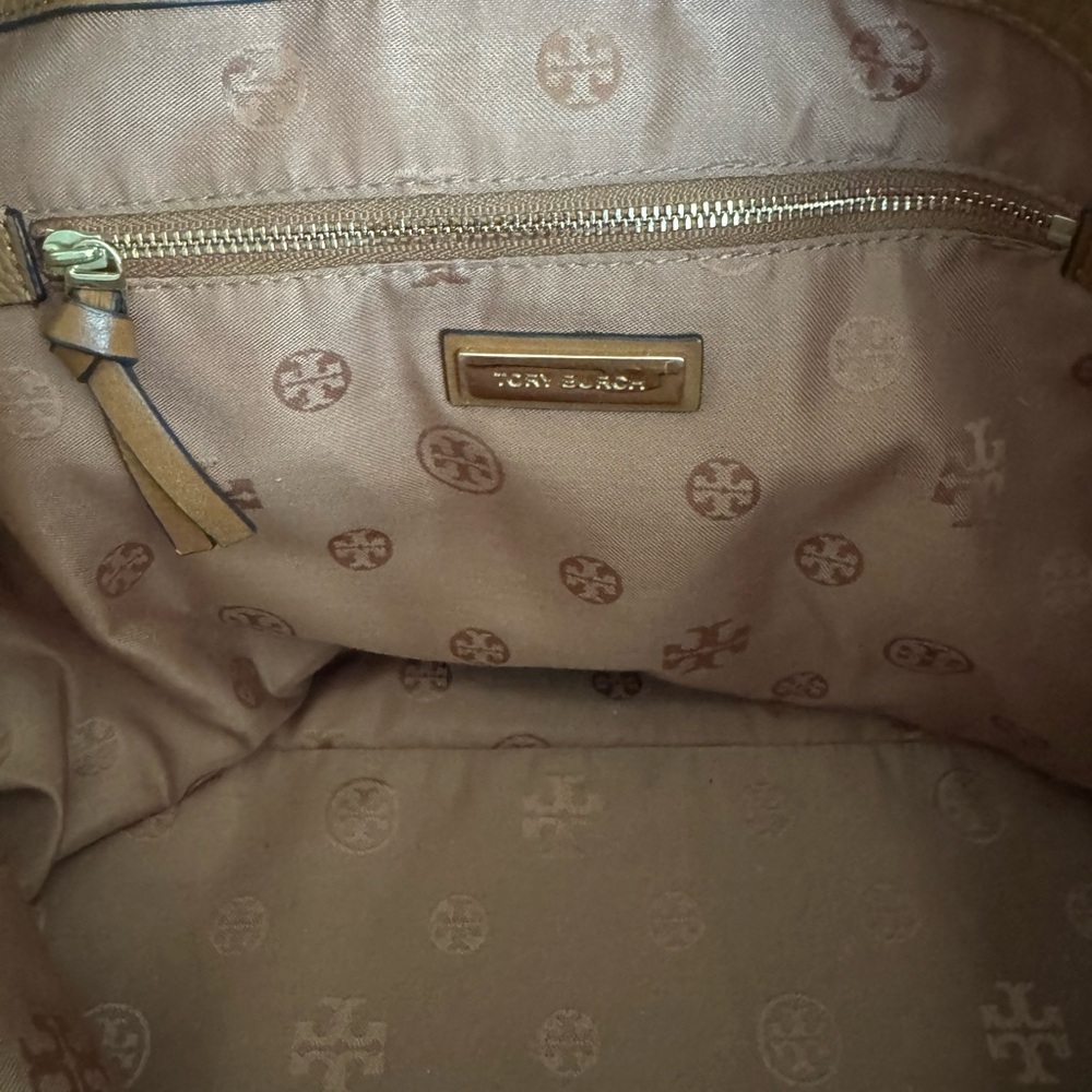 Tory Burch Large Tote - Picture 10 of 11